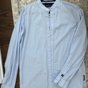 NWOT LRG SCOTCH & SODA BLUE MOCK NEXK BTN DOWN